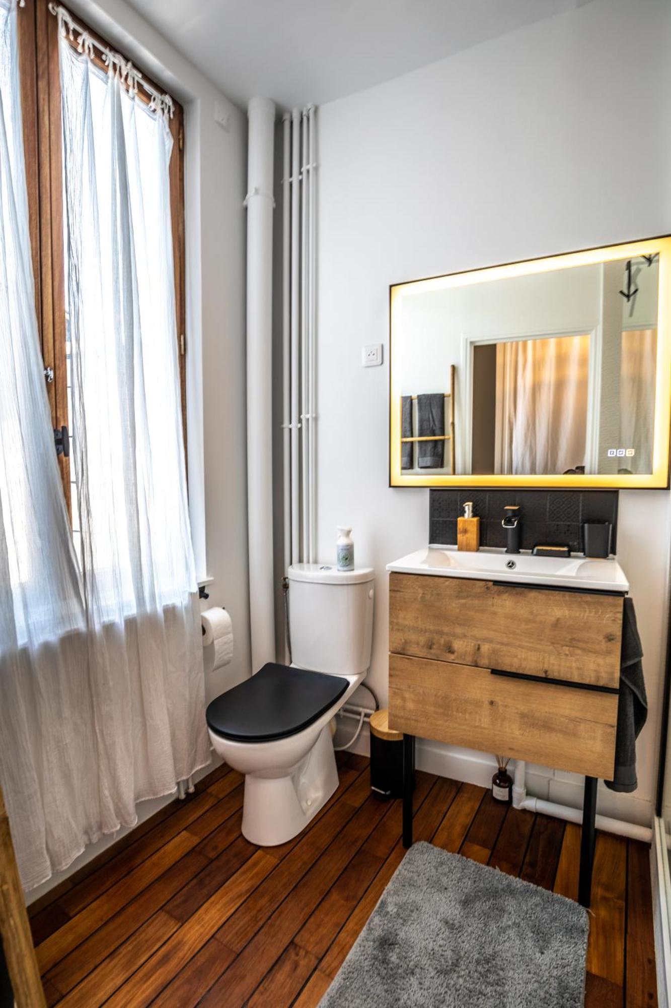 Maison De Ville En Bord De Seine A La Bouille 外观 照片